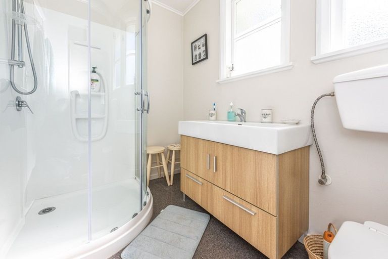 Photo of property in 1 Matarawa Street, Whanganui East, Whanganui, 4500