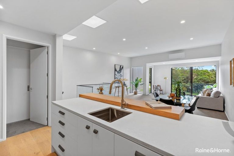 Photo of property in 7/12 Westmorland Rise, Bethlehem, Tauranga, 3110