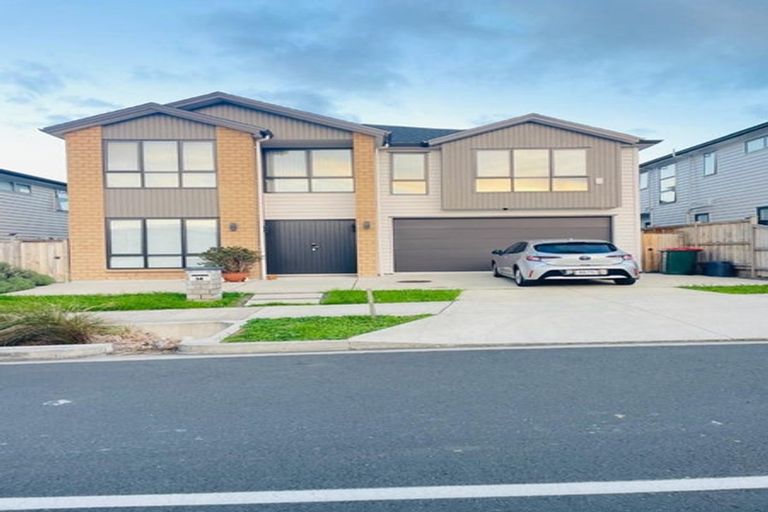Photo of property in 54 Drumbuoy Drive, Flat Bush, Auckland, 2019