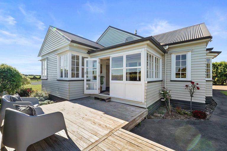 Photo of property in 387 Smart Road, Hillsborough, New Plymouth, 4372