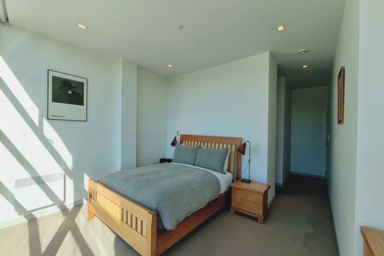 Photo of property in 9 Chews Lane, Wellington Central, Wellington, 6011