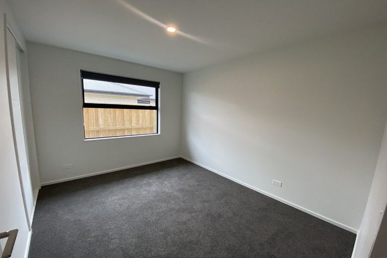 Photo of property in 18 Privet Way, Rolleston, 7678