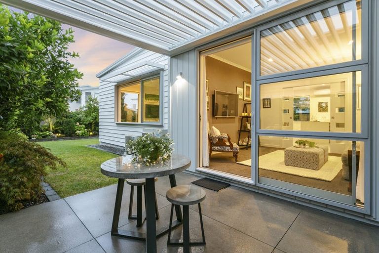 Photo of property in 32 Meteor Road, Hobsonville, Auckland, 0616