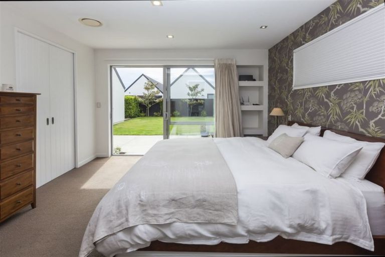 Photo of property in 17 Crown Close, Prebbleton, 7604