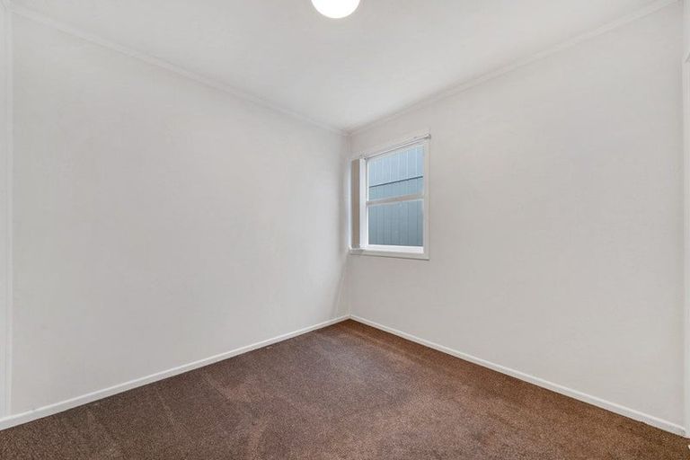 Photo of property in 37 Hokianga Street, Mangere East, Auckland, 2024