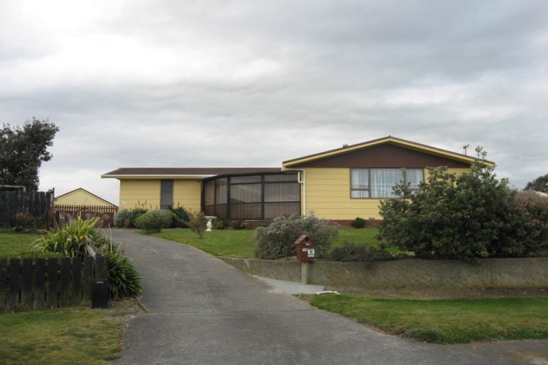 Photo of property in 10 Takitimu Street, Waitarere Beach, Levin, 5510