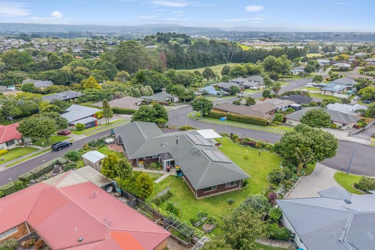 Photo of property in 2 Tautara Place, Ohauiti, Tauranga, 3112