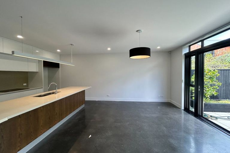 Photo of property in 8 Nevill Road, Hobsonville, Auckland, 0616