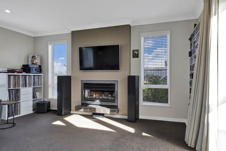 Photo of property in 46 Acacia Avenue, Rangiora, 7400