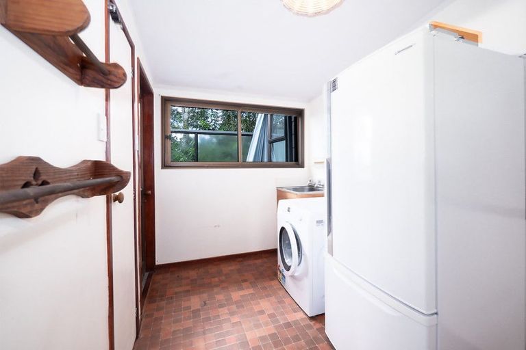 Photo of property in 1/7 Alston Avenue, Kelston, Auckland, 0602