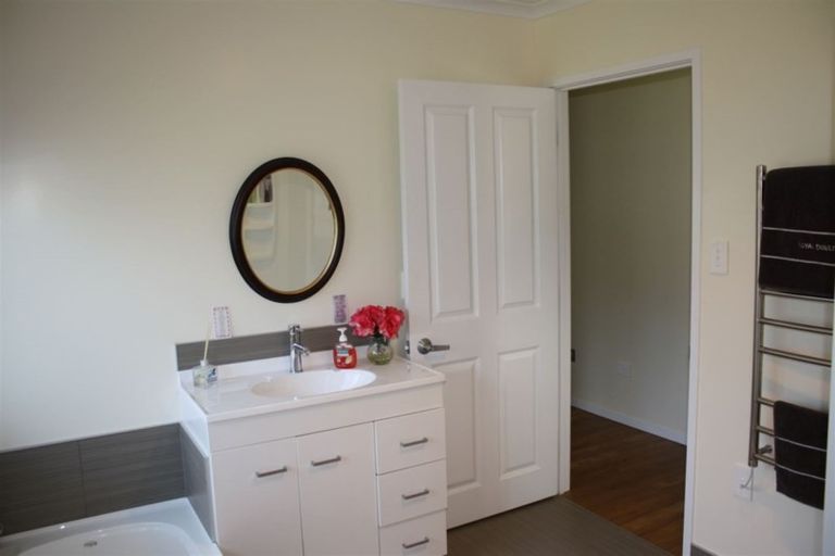 Photo of property in 51 Pinehurst Drive, Pauanui, Hikuai, 3579