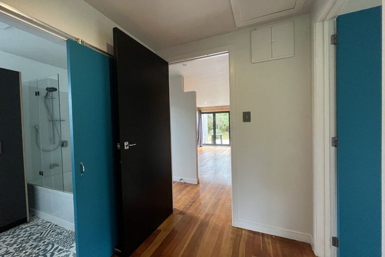 Photo of property in 56b Parsons Street, Frankleigh Park, New Plymouth, 4310