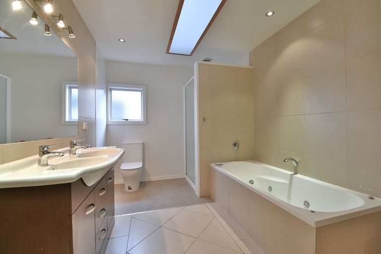 Photo of property in 12 Coughtrey Street, Saint Clair, Dunedin, 9012