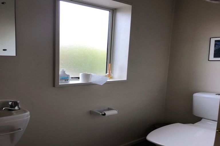 Photo of property in 84 Matipo Street, Riccarton, Christchurch, 8041