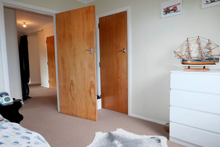 Photo of property in 86-88 Mcleavey Road, Ohau, Levin, 5570