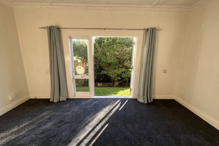 Photo of property in 70 Hankey Street, Mount Cook, Wellington, 6011