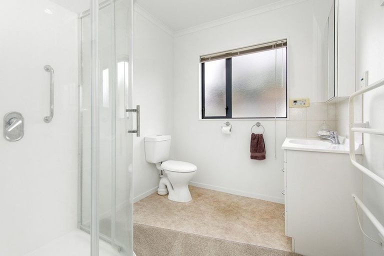 Photo of property in 1 Elena Place, Welcome Bay, Tauranga, 3112