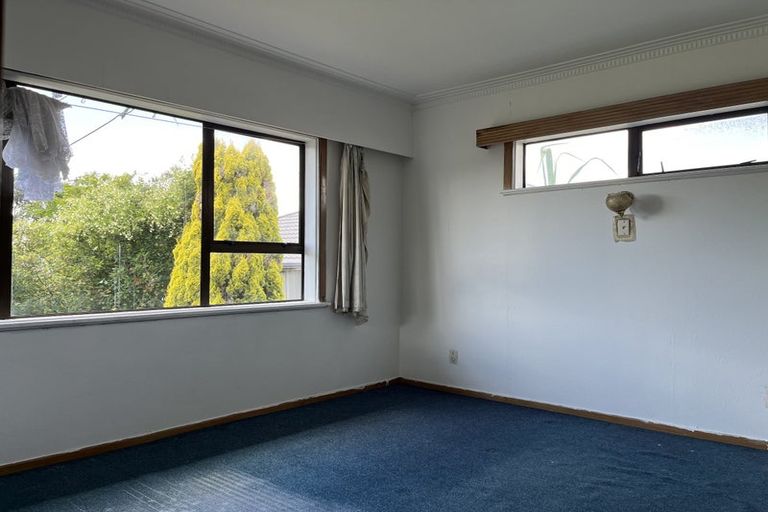 Photo of property in 2 Henwood Road, Mangere East, Auckland, 2024