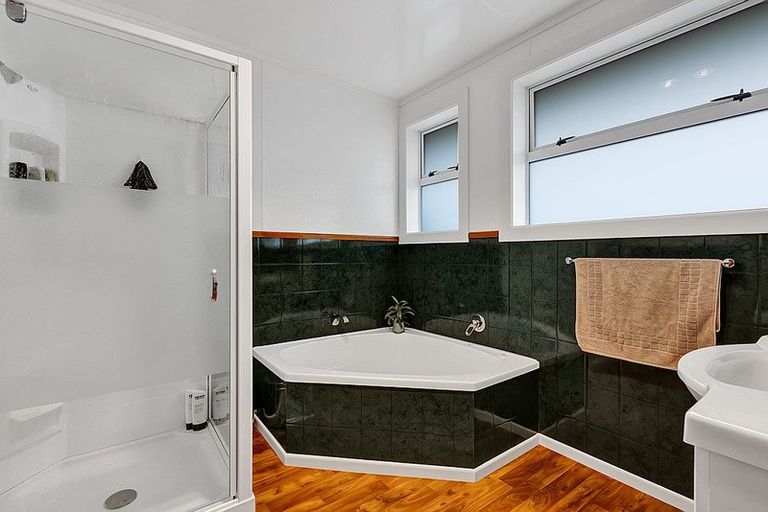 Photo of property in 13 Fairbank Avenue, Stratford, 4332