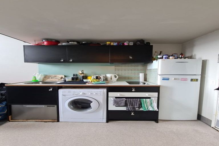 Photo of property in Urbane Apartments, 46/29 Webb Street, Mount Cook, Wellington, 6011