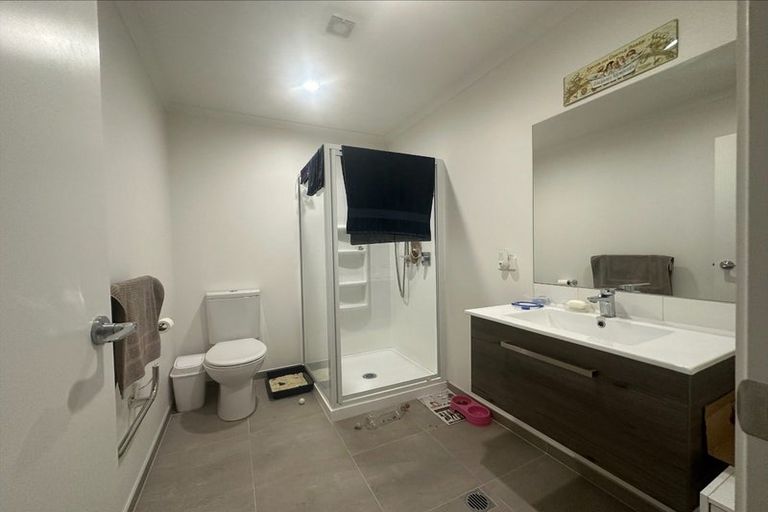 Photo of property in 274 Hobsonville Point Road, Hobsonville, Auckland, 0616