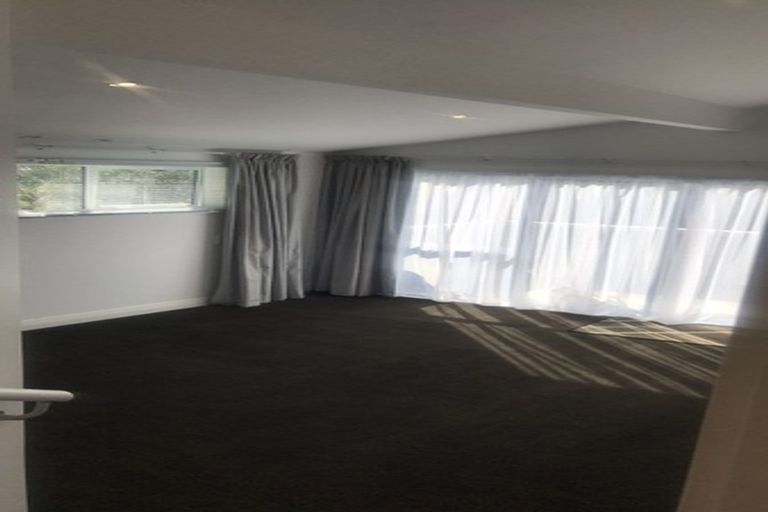 Photo of property in 748 Whangaparaoa Road, Manly, Whangaparaoa, 0930