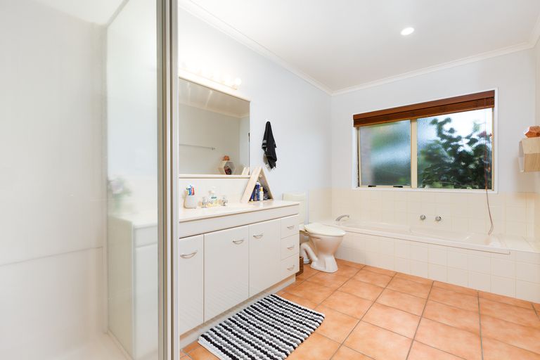 Photo of property in 16 Mamaku Rise, Welcome Bay, Tauranga, 3112