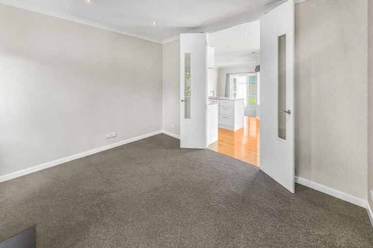 Photo of property in 10a Waterhouse Street, Taradale, Napier, 4112