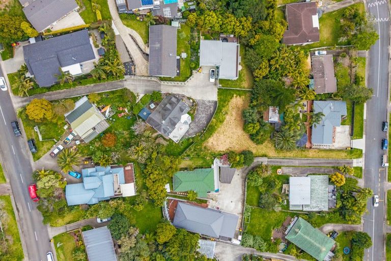 Photo of property in 32 Awaruku Road, Torbay, Auckland, 0630