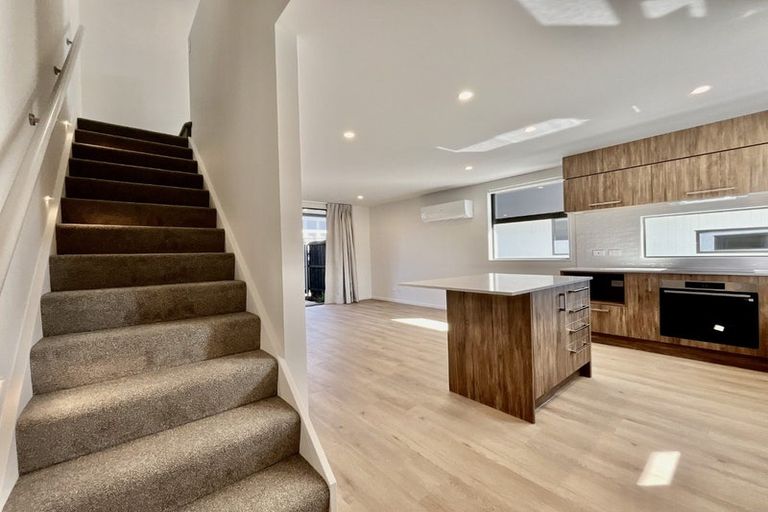 Photo of property in 3/26 Winton Street, St Albans, Christchurch, 8014