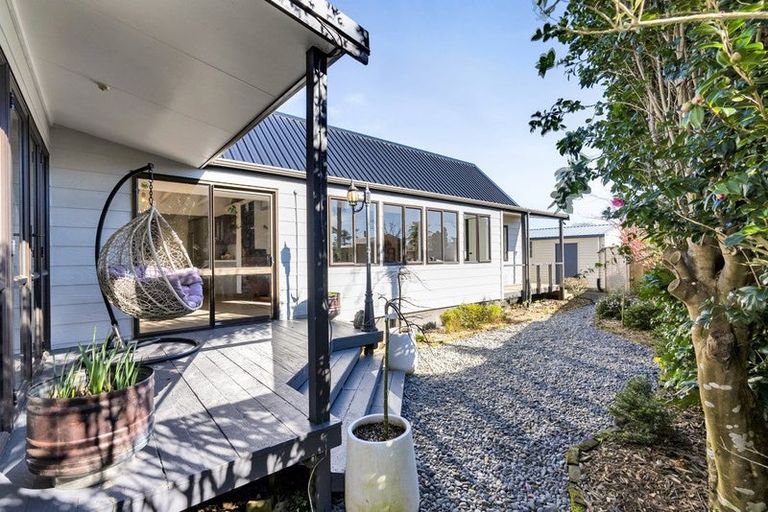 Photo of property in 73 Rewa Street, Inglewood, 4330