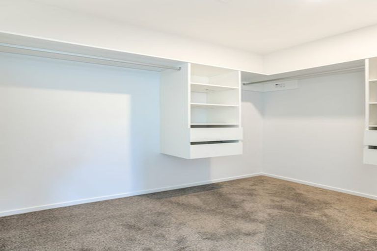 Photo of property in 61 Horokaka Street, Massey, Auckland, 0614