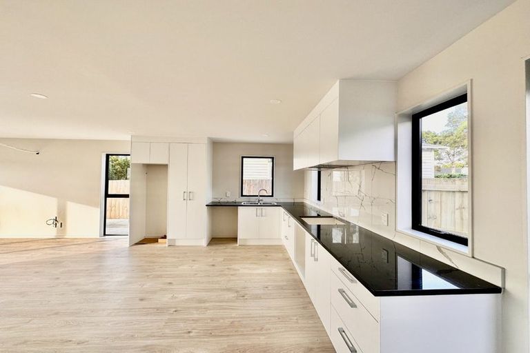 Photo of property in 20b Finlayson Avenue, Clendon Park, Auckland, 2103