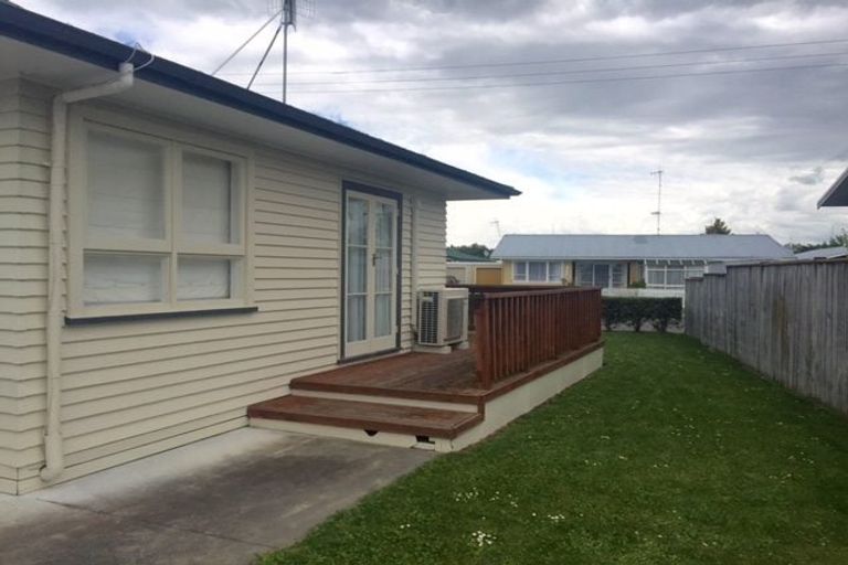Photo of property in 2a Kauri Street, Taradale, Napier, 4112