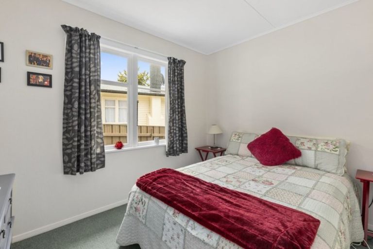 Photo of property in 78 Hine Road, Wainuiomata, Lower Hutt, 5014