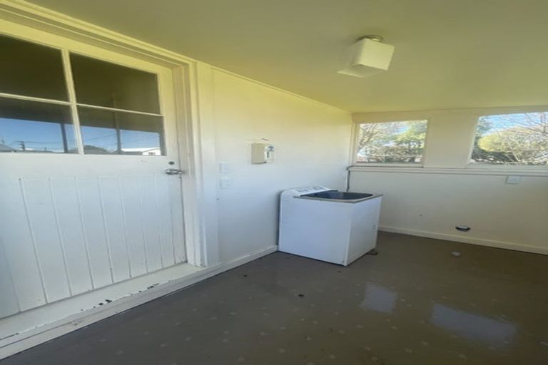 Photo of property in 80 Retreat Road, Avonside, Christchurch, 8061