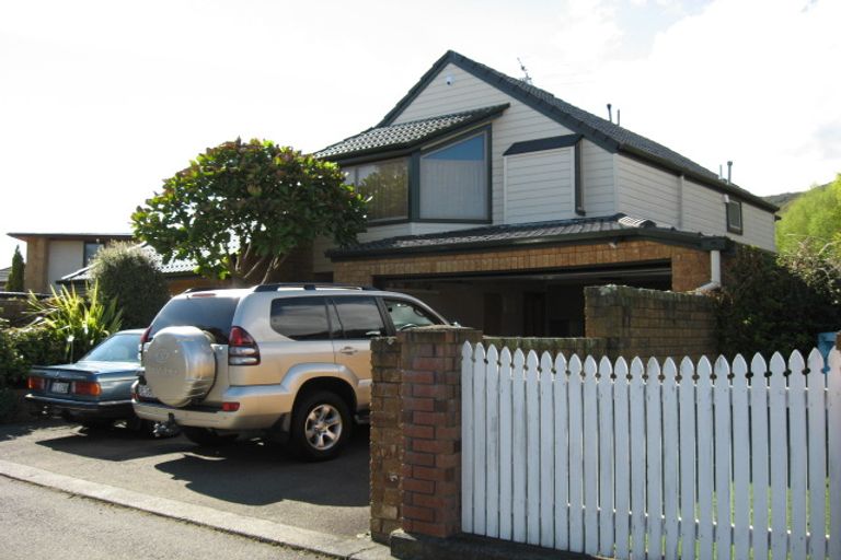 Photo of property in 43 Rossiter Avenue, Waterloo, Lower Hutt, 5011