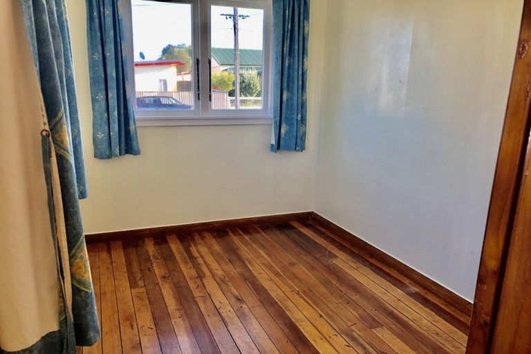 Photo of property in 2 Liddell Street, Foxton, 4814