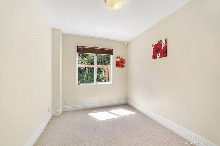 Photo of property in 3c Corlett Street, Johnsonville, Wellington, 6037