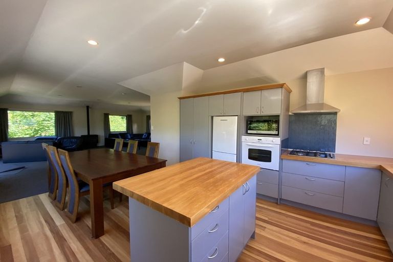 Photo of property in 37 Larch Hill Place, Queenstown, 9300
