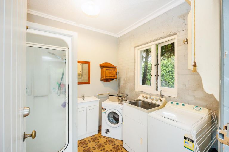 Photo of property in 8 Annandale Avenue, Takaro, Palmerston North, 4410