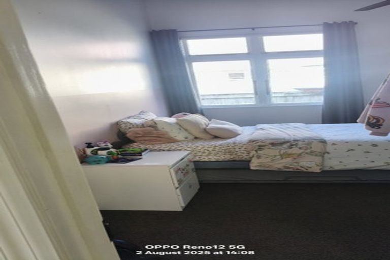 Photo of property in 91 Queen Street, Waitara, 4320