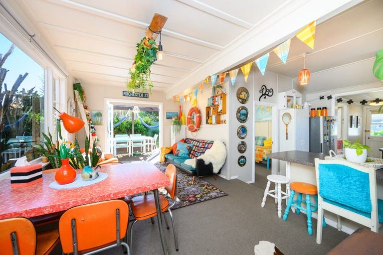 Photo of property in 15 Hall Place, Foxton Beach, Foxton, 4815