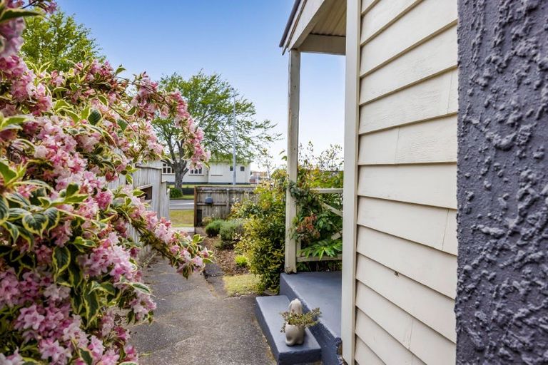 Photo of property in 427 Broadway, Stratford, 4332