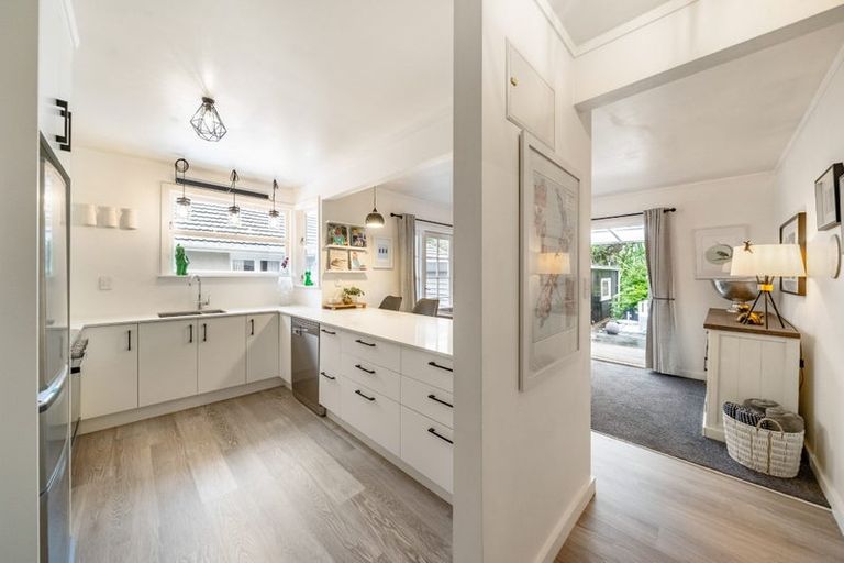 Photo of property in 18 Pempsey Street, Silverstream, Upper Hutt, 5019