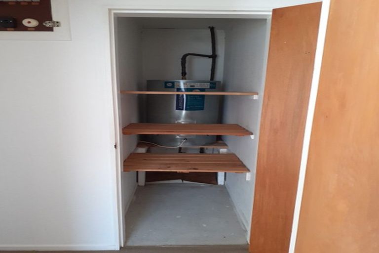 Photo of property in 192f1 Onepu Road, Lyall Bay, Wellington, 6022