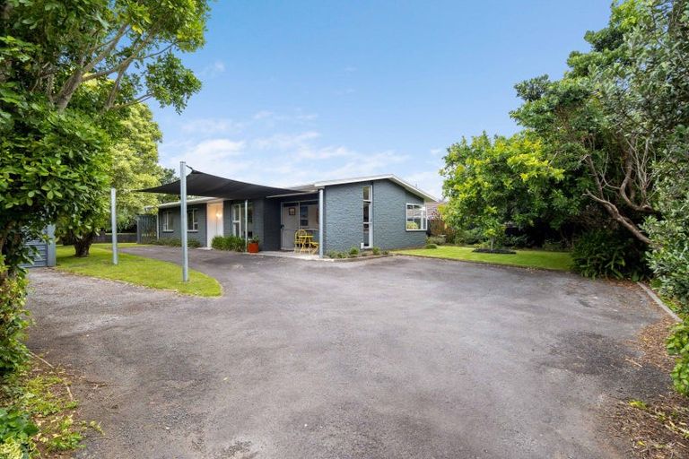 Photo of property in 15d Saint Ives Grove, Whalers Gate, New Plymouth, 4310