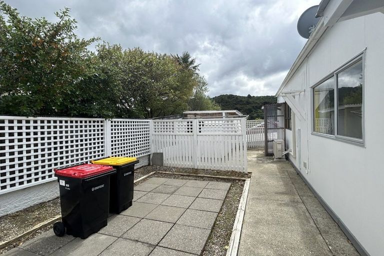 Photo of property in 151a Waikawa Road, Picton, 7220