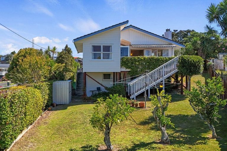 Photo of property in 23 Merchant Avenue, Te Atatu South, Auckland, 0610