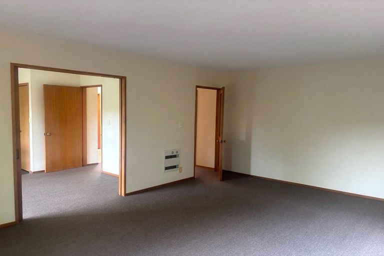 Photo of property in 9 Clyde Road, Upper Riccarton, Christchurch, 8041